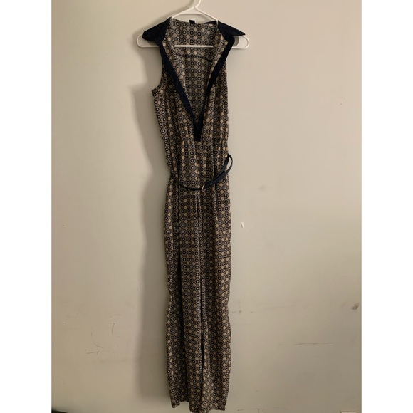 Belted Taupe and Navy Patterned Jumpsuit - Picture 4 of 4